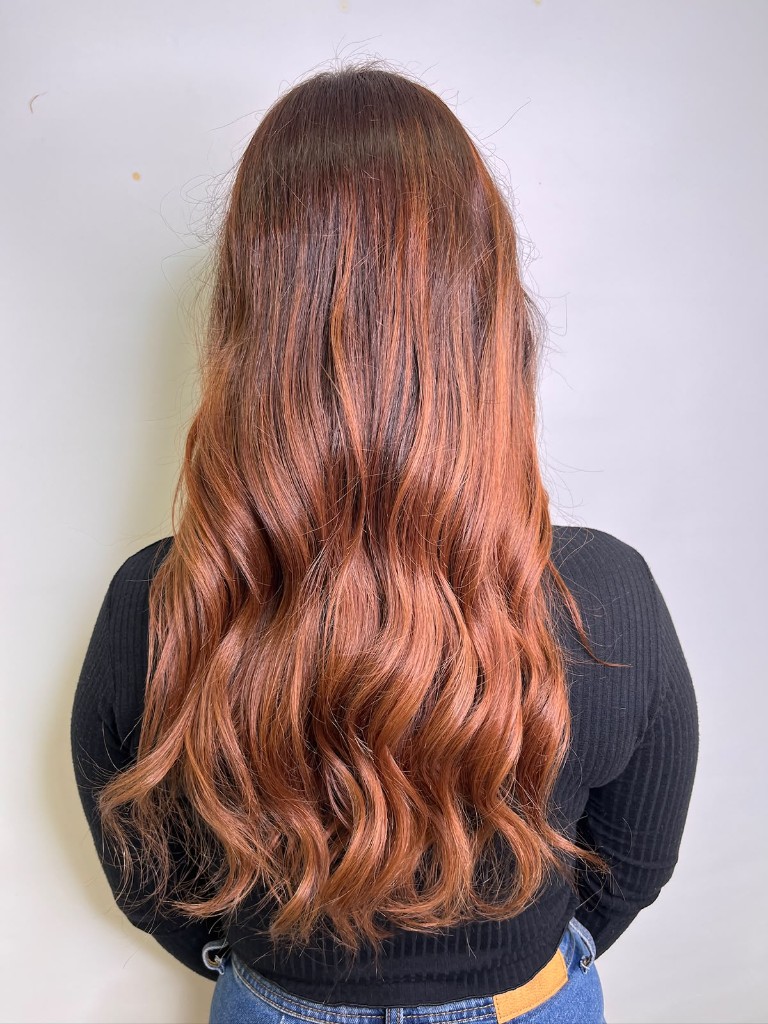 Balayage cobre sobre base oscura