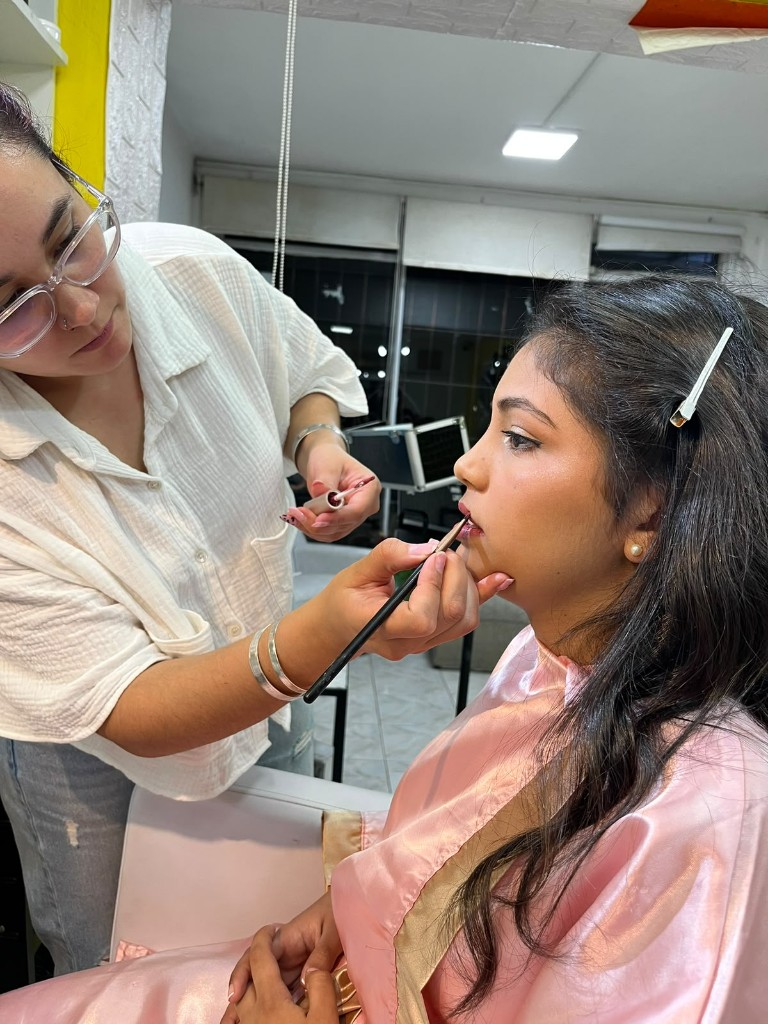 Maquillaje de labios para evento